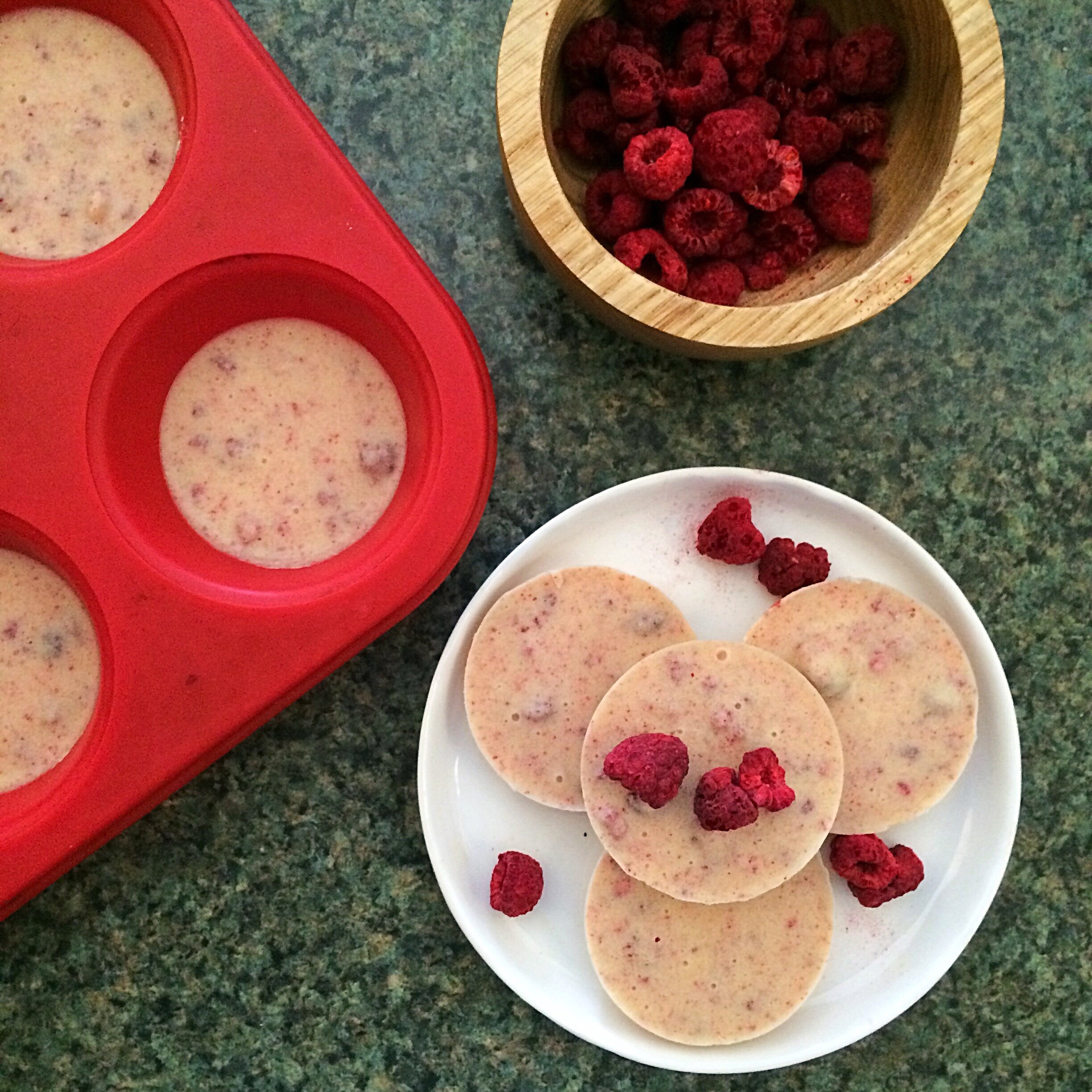 Keto White Chocolate Raspberry Cups