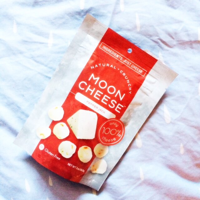 healthy gamer snack review moon cheese