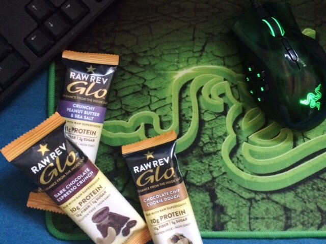 Healthy Gamer Snack Review: Raw Rev Glo Bars